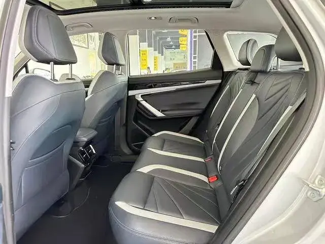 GEELY BOYUE L 2023