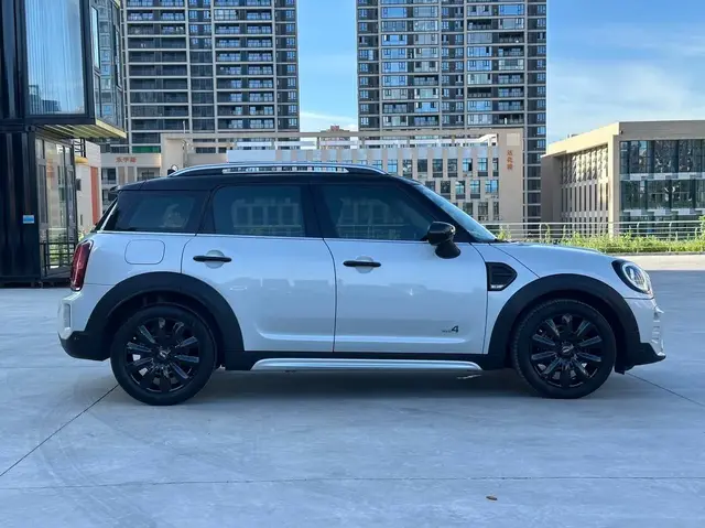 MINI COUNTRYMAN 2022