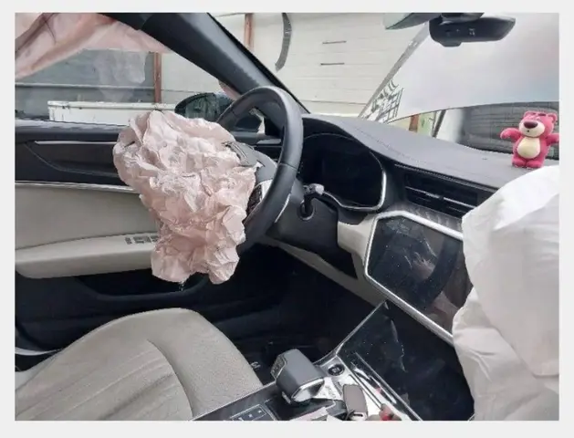 AUDI A6 PREMIUM 2023