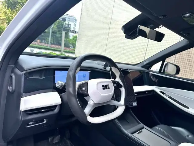 GEELY GALAXY L7 2023