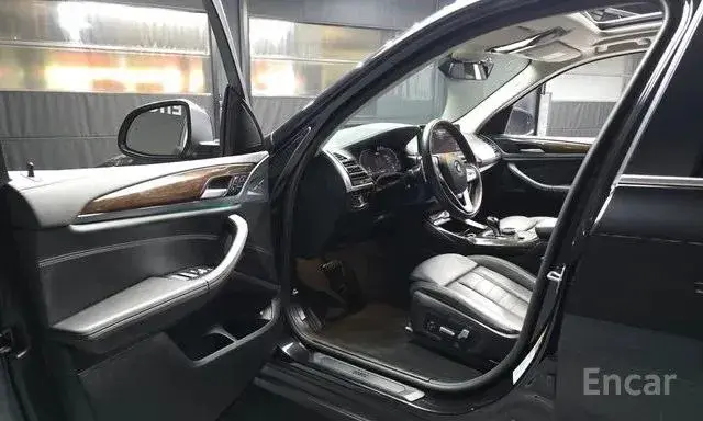 BMW X3 XDRIVE30E 2022