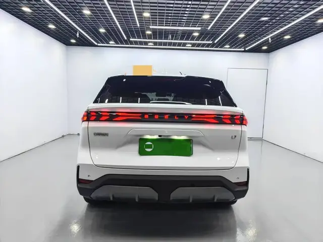 GEELY GALAXY L7 2023