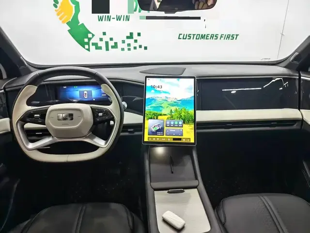 GEELY GALAXY L7 2023