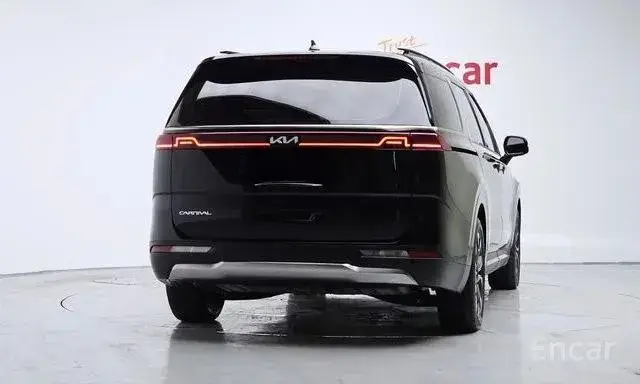 KIA CARNIVAL NOBLESSE 2022