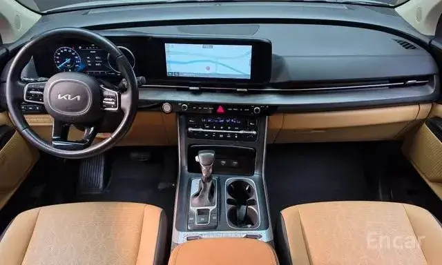 KIA CARNIVAL NOBLESSE 2023