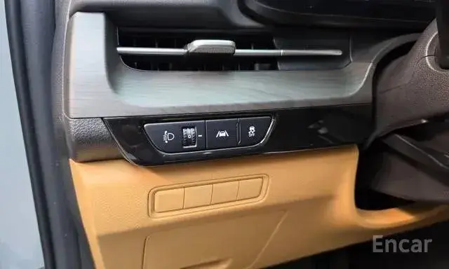 KIA CARNIVAL NOBLESSE 2023