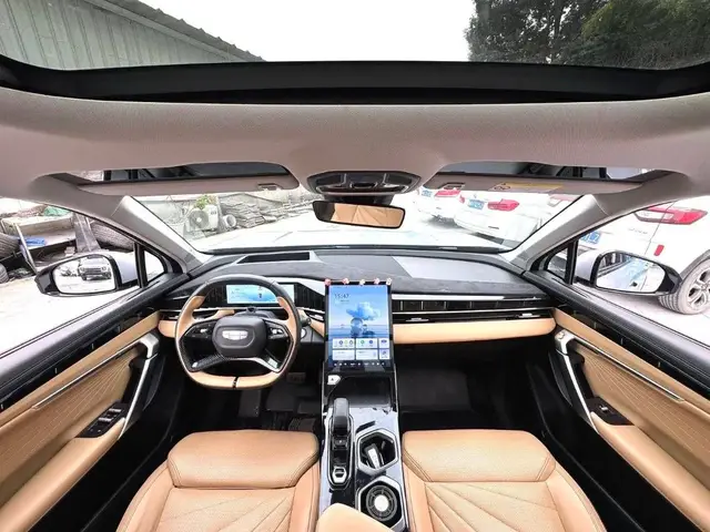 GEELY BOYUE L 2022