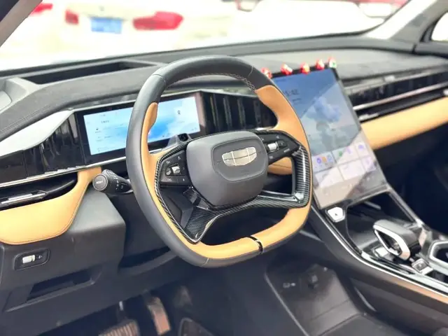 GEELY BOYUE L 2022