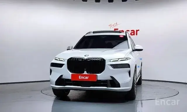 BMW X7 XDRIVE40I DESIGN PURE 2023