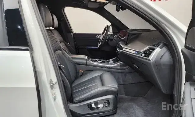 BMW X7 XDRIVE40I DESIGN PURE 2023