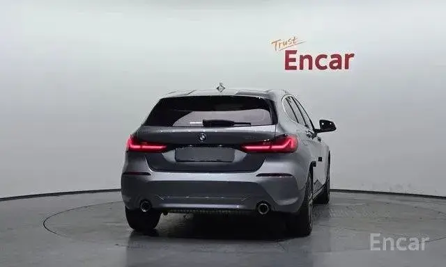 BMW 120I 2022