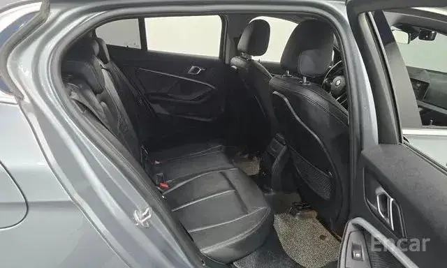 BMW 120I 2022