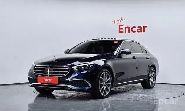MERCEDES-BENZ E300E 4MATIC EXCLUSIVE 2022