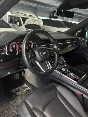 AUDI Q7 PREMIUM 2022