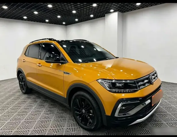 VOLKSWAGEN T-CROSS DELUXE EDITION 2022