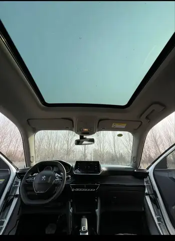 PEUGEOT 2008 2022