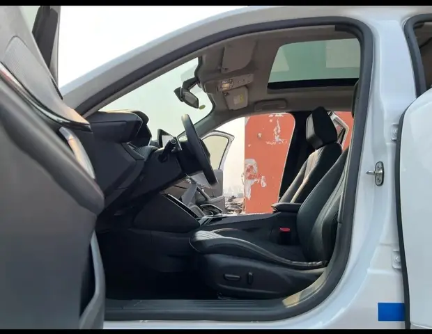 PEUGEOT 2008 2022