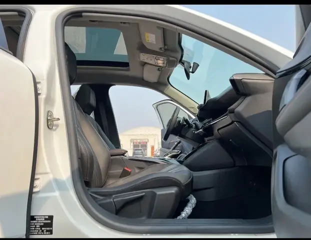 PEUGEOT 2008 2022