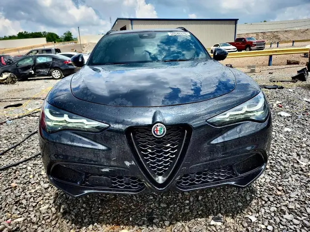ALFA ROMEO STELVIO TI 2024