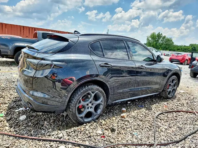 ALFA ROMEO STELVIO TI 2024