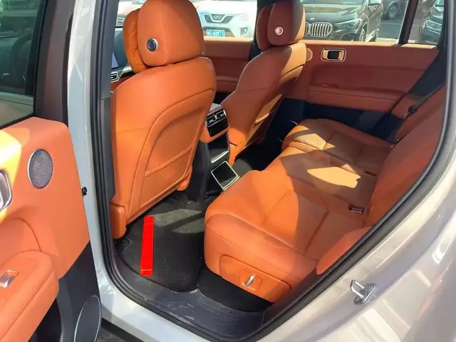 LI AUTO L6 PRO 2024