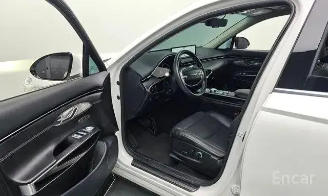 GENESIS GV70 2022