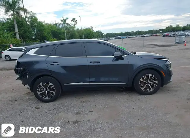 KIA SPORTAGE EX 2024