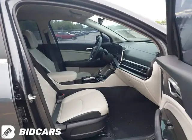 KIA SPORTAGE EX 2024