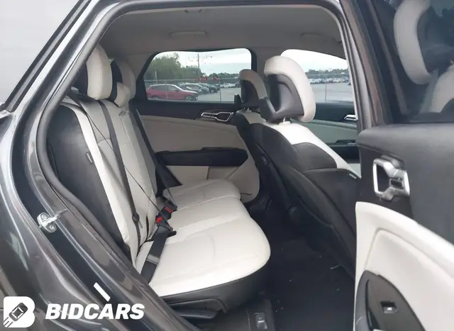 KIA SPORTAGE EX 2024