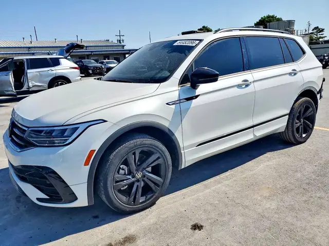 VOLKSWAGEN TIGUAN SE 2023