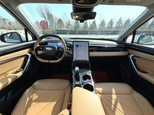 GEELY BOYUE L 2023