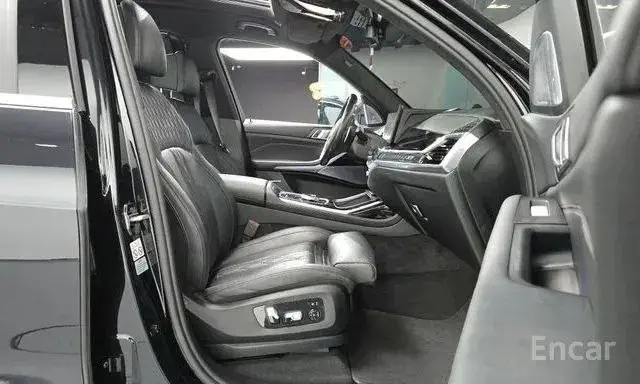 BMW X7 XDRIVE40I M-SPORT 2023