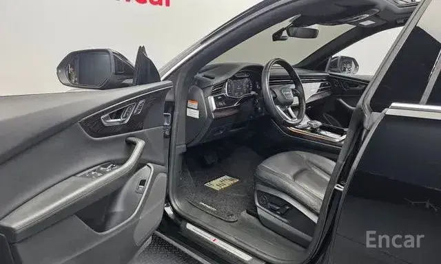 AUDI Q8 45 TDI QUATTRO 2022
