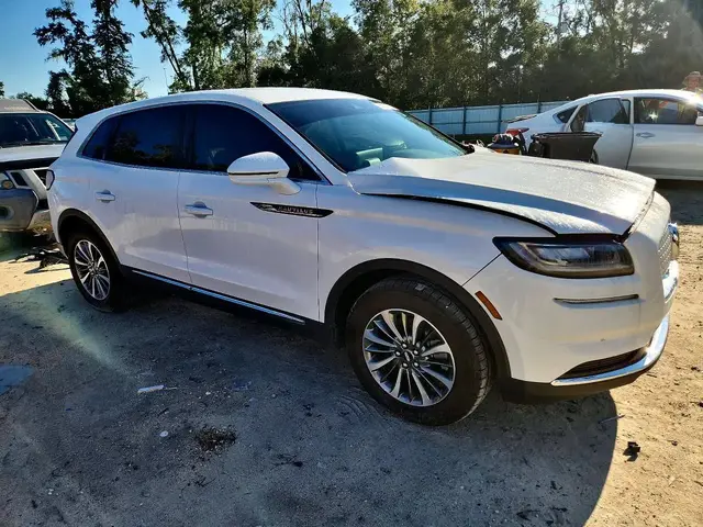 LINCOLN NAUTILUS 2023