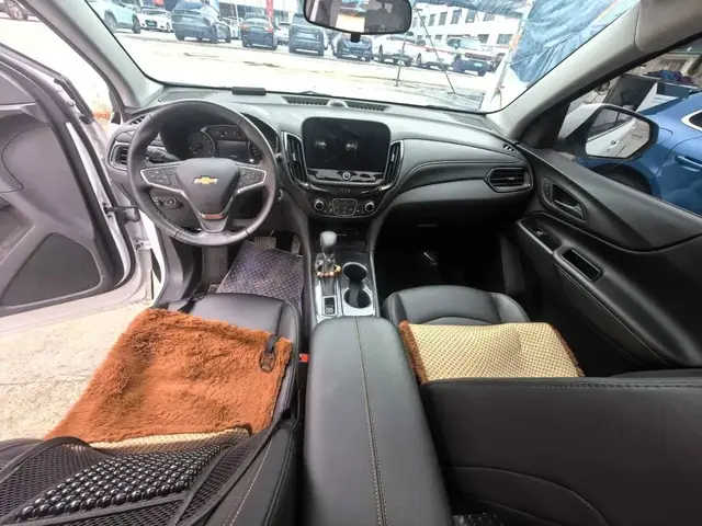CHEVROLET EQUINOX 2023