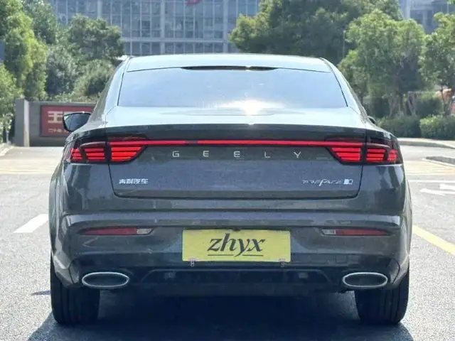 GEELY PREFACE PRESTIGE 2022