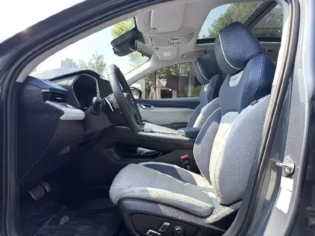 GEELY PREFACE PRESTIGE 2022
