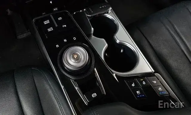 KIA K8 NOBLESSE 2022