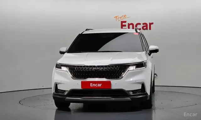 KIA CARNIVAL NOBLESSE 2023