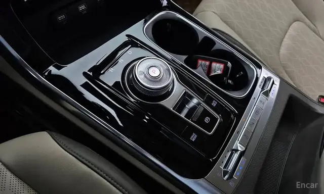KIA CARNIVAL NOBLESSE 2023