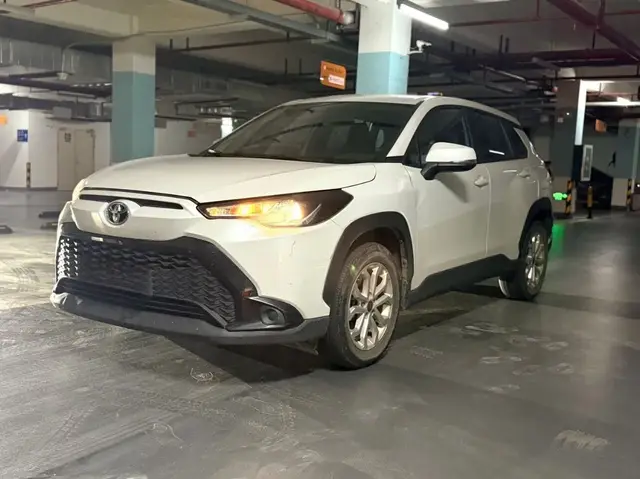 TOYOTA COROLLA CROSS 2024