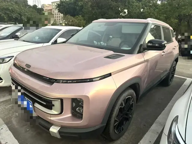 GEELY ICON 2022