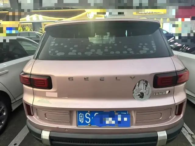 GEELY ICON 2022
