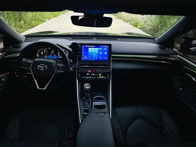 TOYOTA AVALON 2022