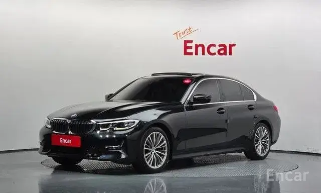 BMW 320I LUXURY 2022