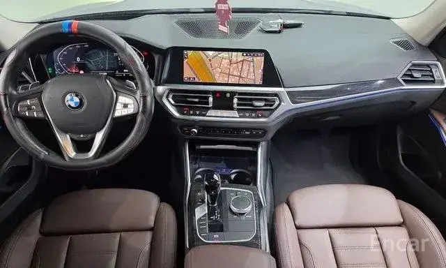 BMW 320I LUXURY 2022