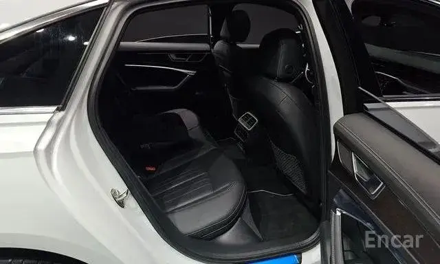 AUDI A6 PREMIUM 2022