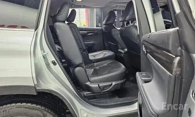 TOYOTA HIGHLANDER LIMITED 2023