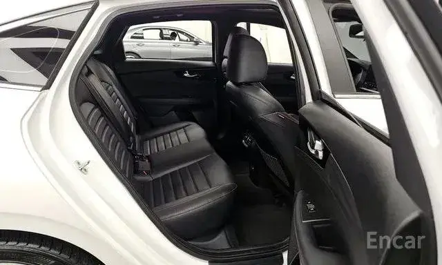 KIA K3 SIGNATURE 2022