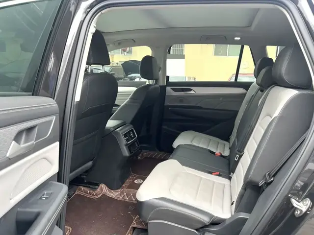 VOLKSWAGEN TALAGON LUXURY 2022